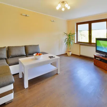 Large Home, Private Garden Tatil Evi Kolobrzeg