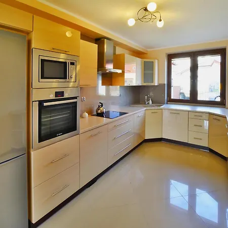 Tatil Evi Large Home, Private Garden